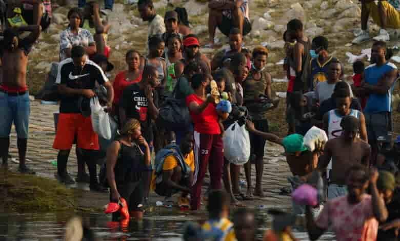 Engañan a migrantes haitianos y les prometen la ciudadanía en EU