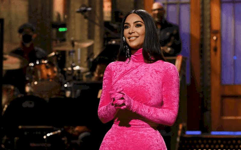 Kim Kardashian se burla de Kanye West y bromea con caso O.J. Simpson