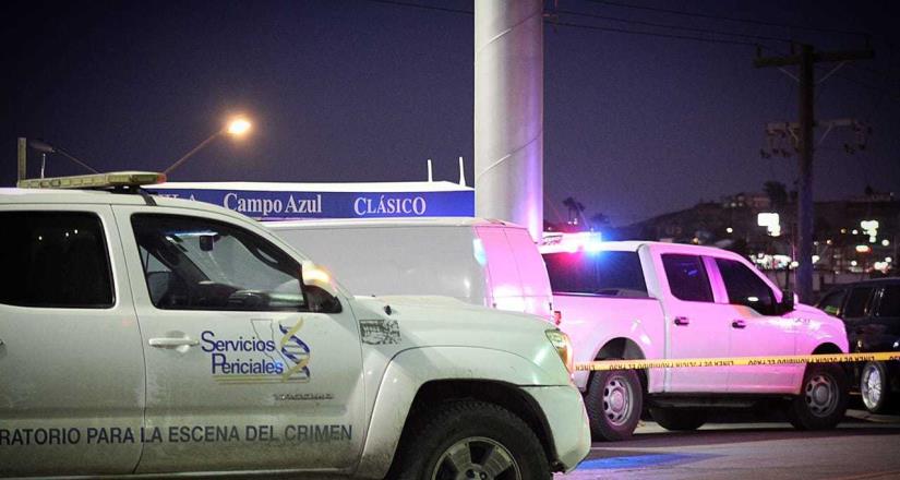 Asesinan a dos personas de 50 años de edad en colonia Jibarito delegación playas de Tijuana.