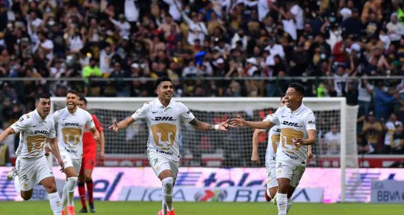 El espectacular gol de Leonel López de media cancha ante Toluca