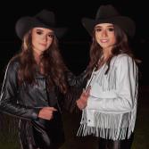 El dúo de hermanas gemelas Las Marías participa en American Song Contest representando el género Regional Mexicano