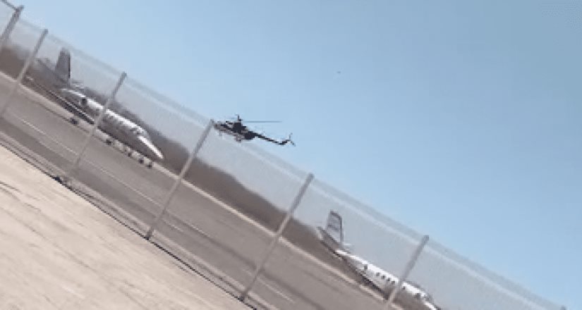Se desploma helicóptero de la Marina cerca del aeropuerto de Mazatlán