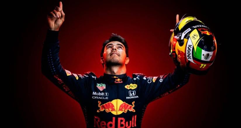 Red Bull pidió a Checo Pérez dejar pasar a Max Verstappen