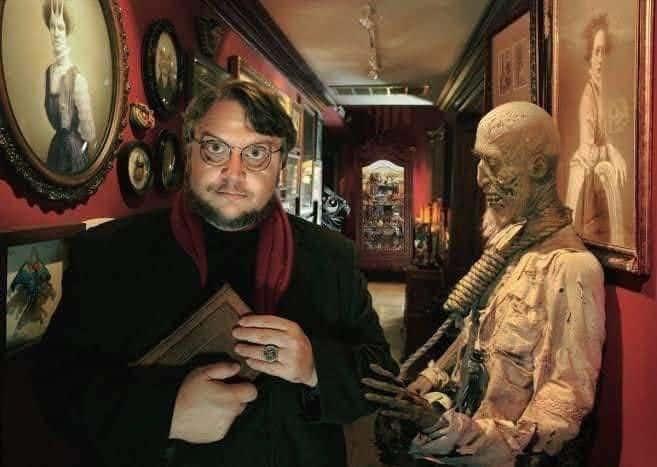 Producimos más pero vemos menos: Guillermo del Toro