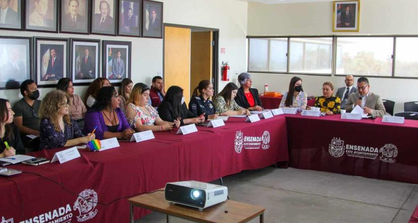 Asiste SISIG a mesa de trabajo para nuevo reglamento LGBTIQ+ para municipio de Ensenada