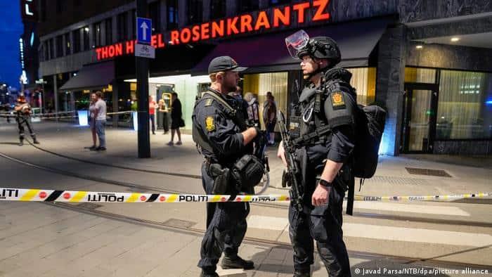 Tiroteo en una discoteca LGTB en Oslo dejo dos muertos y 21 heridos.