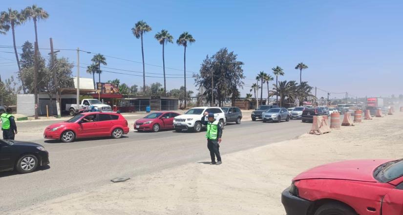 Refuerza Gobierno de Ensenada operativo vial en el tramo carretero Chapultepec-Maneadero