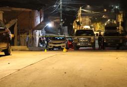 Muere hombre en su vehículo tras ser impactado por un camión de trasporte de personal