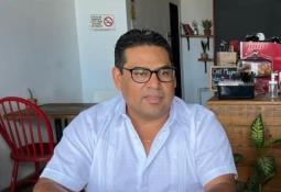Samuel García critica a Nuevo León por bañarse dos veces al día