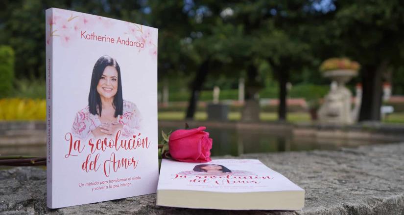 Katherine Andarcia presenta “La revolución del amor”, un libro para conducirnos del miedo a la paz