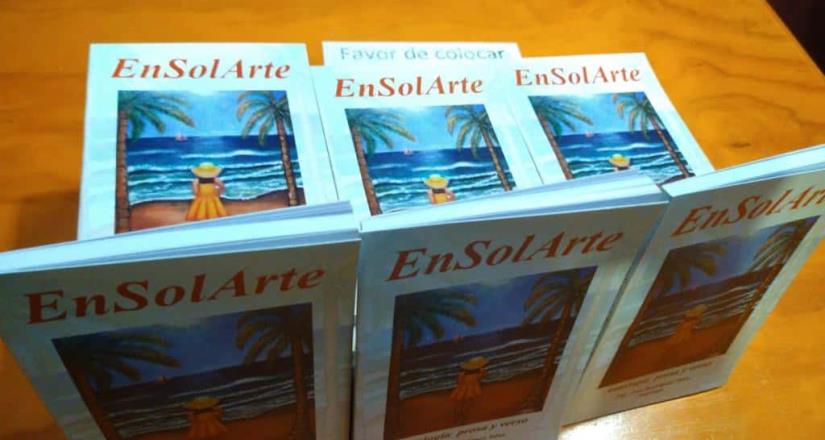 Presentan "EnSolArte" antología creada por talleristas del Imcudhe