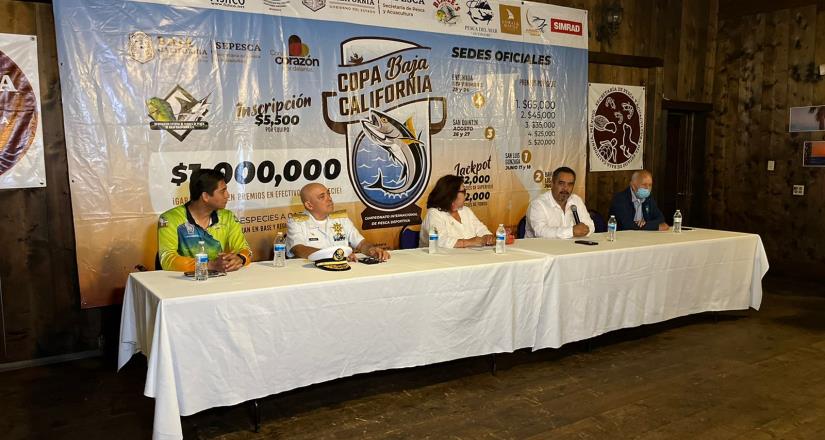 Zarparon 35 equipos por La Copa Baja California de pesca deportiva desde San Quintín
