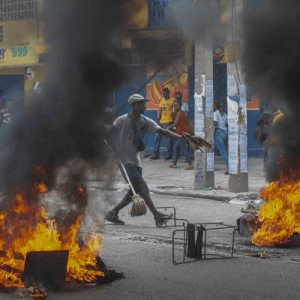 Asesinan y queman a dos periodistas en Haití mientras hacían un reportaje