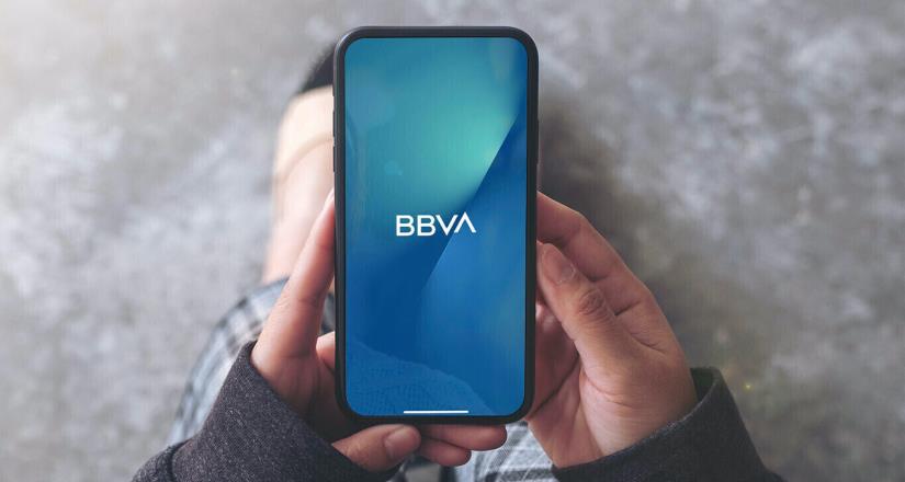 BBVA restablece servicio de app tras reporte de fallas