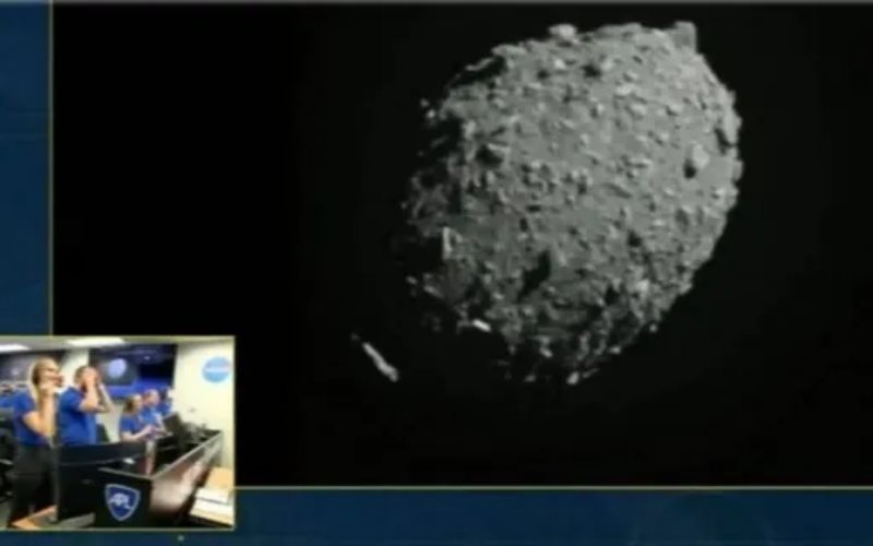 Así fue el impacto de la nave de la NASA contra un asteroide para desviar su trayectoria