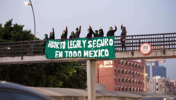Colocan mantas para exigir aborto legal en Ciudad Juárez