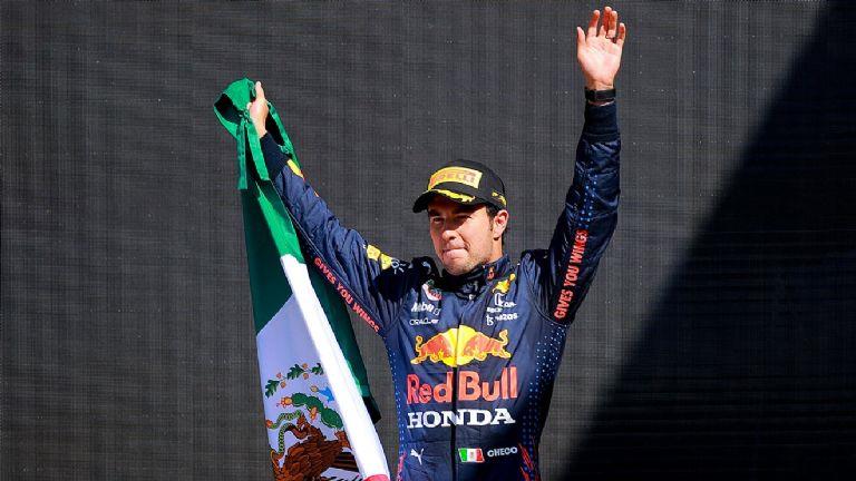 Checo Pérez reafirma su victoria en el GP de Singapur