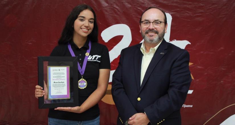 Gana alumna de la UTT premio municipal de la juventud en logro académico