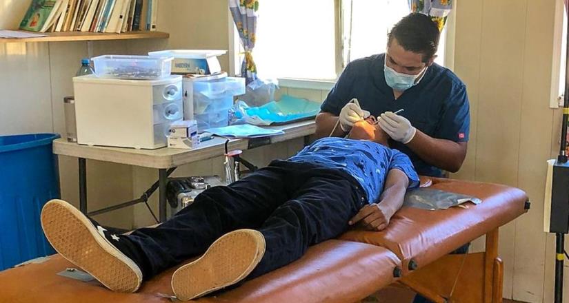 Acerca Secretaría de Salud servicios dentales a las comunidades más alejadas de Ensenada