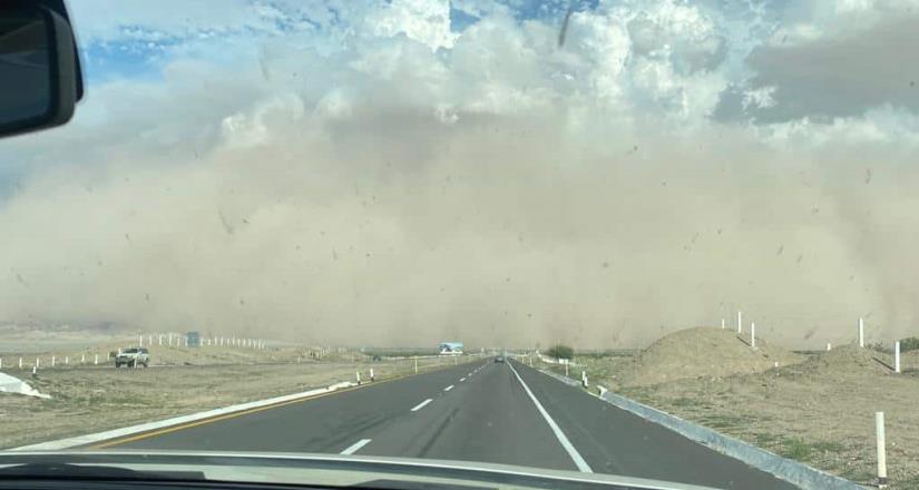Se registró fuerte tormenta de arena en Mexicali