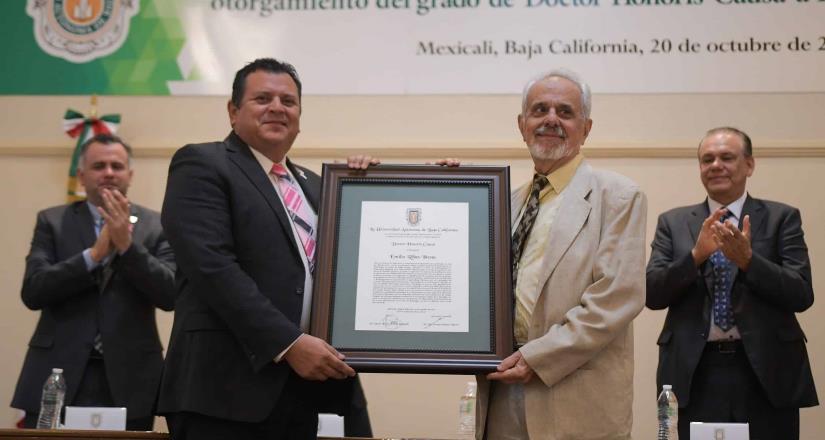 Nombra UABC Doctor Honoris Causa al doctor Emilio Ribes Iñesta
