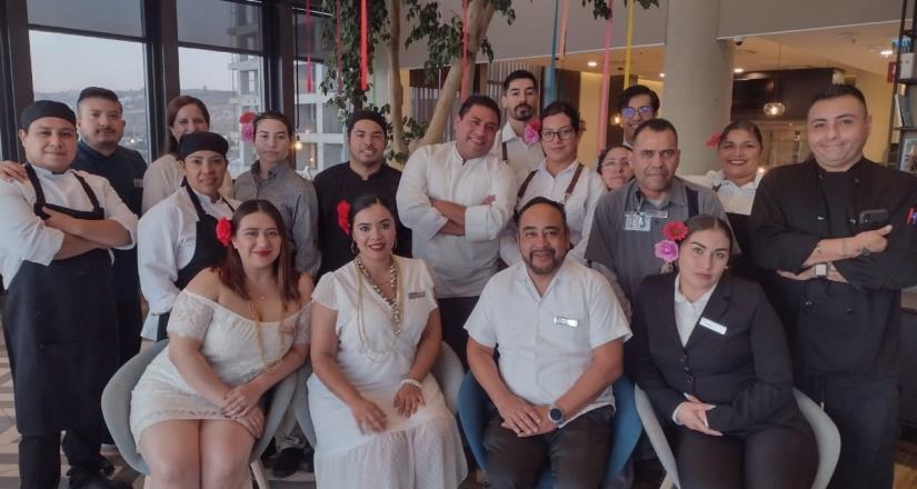 Colores y sabores tradicionales en muestra gastronómica yucateca de Hotel City Express Plus