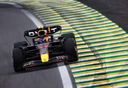 Checo Pérez termina séptimo en el Gran Premio de Brasil