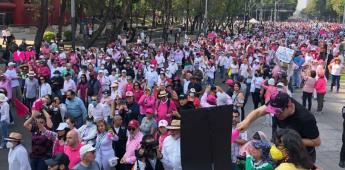 Marcha del INE vuelve a abrir la herida del clasismo en México