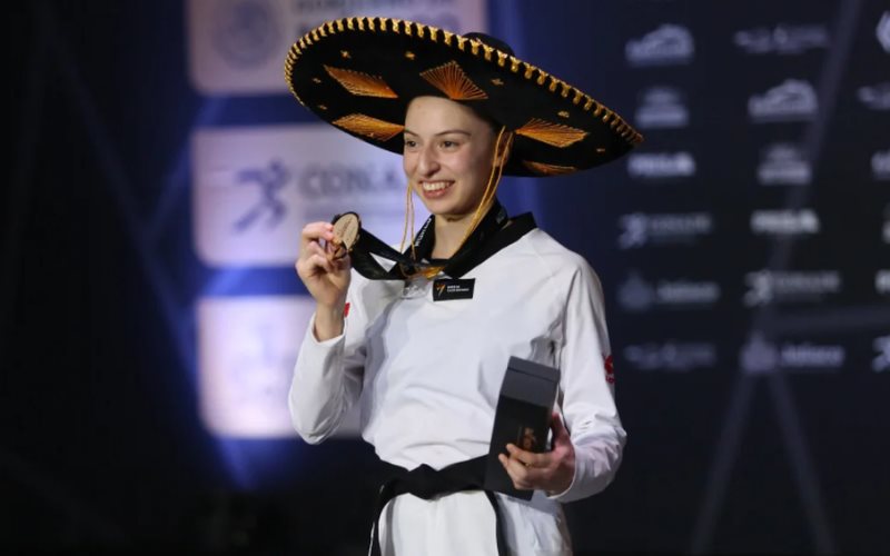 Daniela Souza se corona en el Campeonato Mundial de Taekwondo