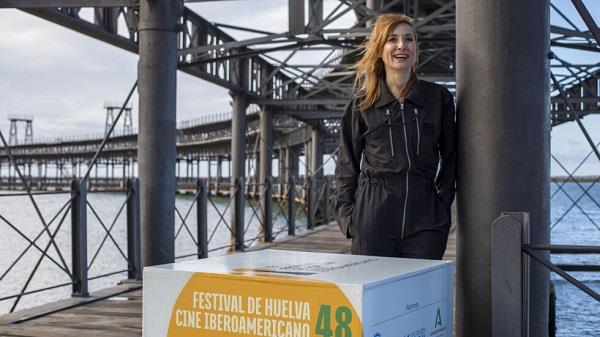 Actriz Nathalie Poza recibe Premio Ciudad de Huelva, por su trayectoria en el cine