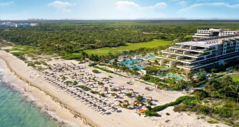 ATELIER de Hoteles reafirma su liderazgo como operador hotelero y celebra que su resort ATELIER Playa Mujeres obtuvo el reconocimiento Travelers´ Choice 2022