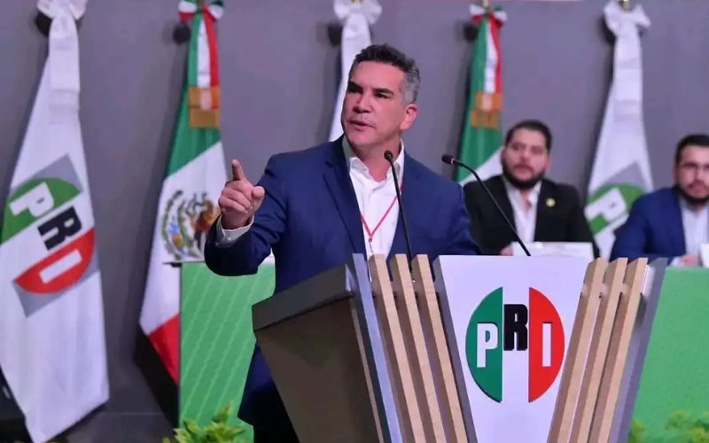 Senadores del PRI votarán para defender la democracia y las instituciones: Alejandro Moreno