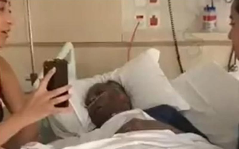 Pelé conmueve por emotivas videollamadas con su familia desde el hospital