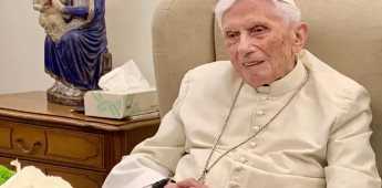 Papa Francisco pide oración para el Papa Benedicto XVI