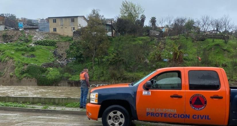 Informa Protección Civil Baja California incidencias tras lluvias en Zona Costa