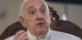 Ser homosexual es un pecado, no un delito: Papa Francisco