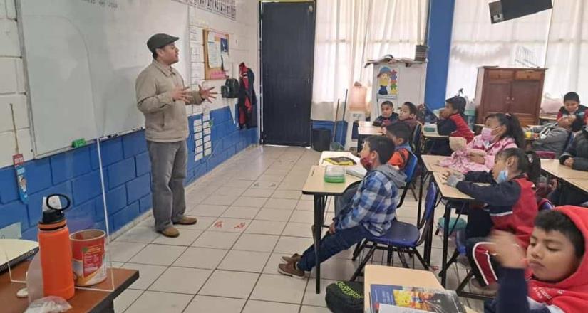 Acuden más de 400 infantes al taller básico de Lengua de Señas Mexicanas