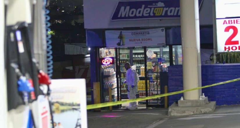 Ultiman a tiros a trabajador de una tienda Modelorama en la Ruiz Cortinez