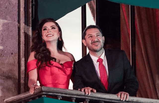 Destacó Daniela Cordero Arenas esposa de Martí Bartres el pasado fin de semana durante el grito de independencia