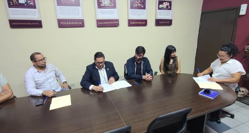 Ayuntamiento de Tijuana y CECyTE firman convenio de colaboración para liberar servicio social