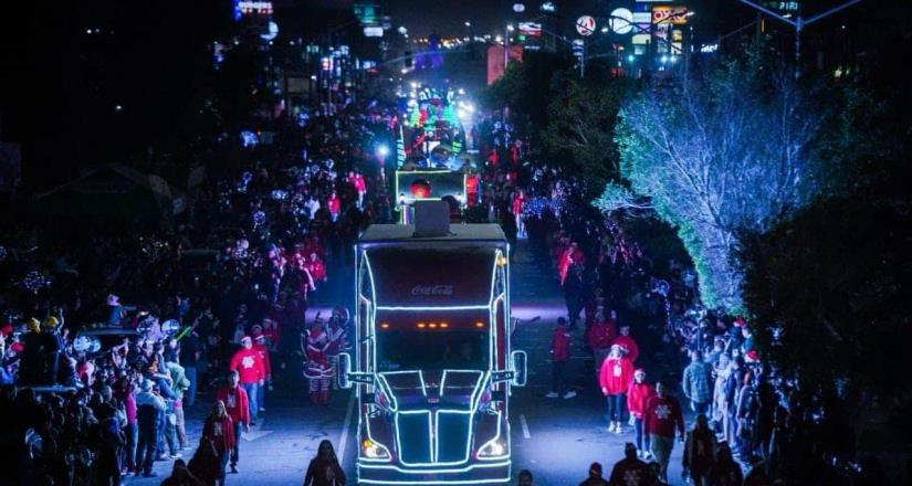 Mexicali se llena de espíritu navideño a través de la Caravana Coca-Cola