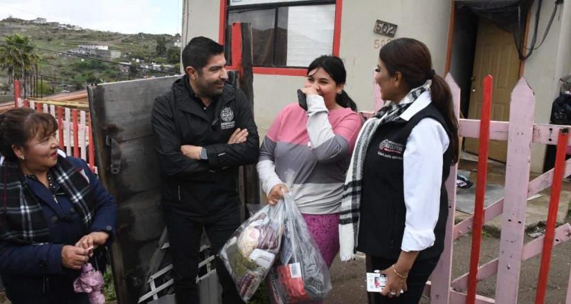 Entrega alcalde Armando Ayala más de 300 apoyos sociales a familias del fraccionamiento Del Sol