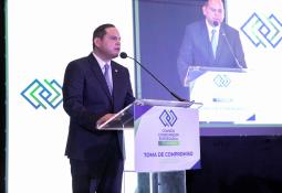 Mayor competitividad con más carriles de cruce: Jesús Alejandro Ruiz Uribe