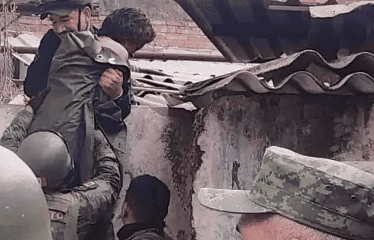 Mujer es rescatada de una cisterna tras días de secuestro en Colima