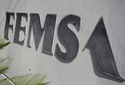 CEMEX participa en centro comercial vanguardista en México