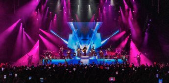 Luis Fonsi arrasa con un sold-out en Madrid en su primer concierto de la gira 25 aniversario
