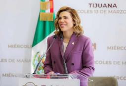 Xóchitl Gálvez plantea modernizar cruces fronterizos