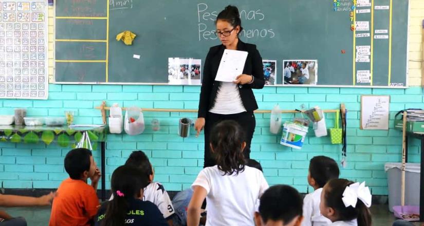 ¡Atención profesionistas! Enseña por México abre convocatoria para el Programa de Liderazgo 2024