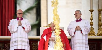 Papa Francisco celebra el domingo de ramos sin pronunciar la homilía por problemas de salud