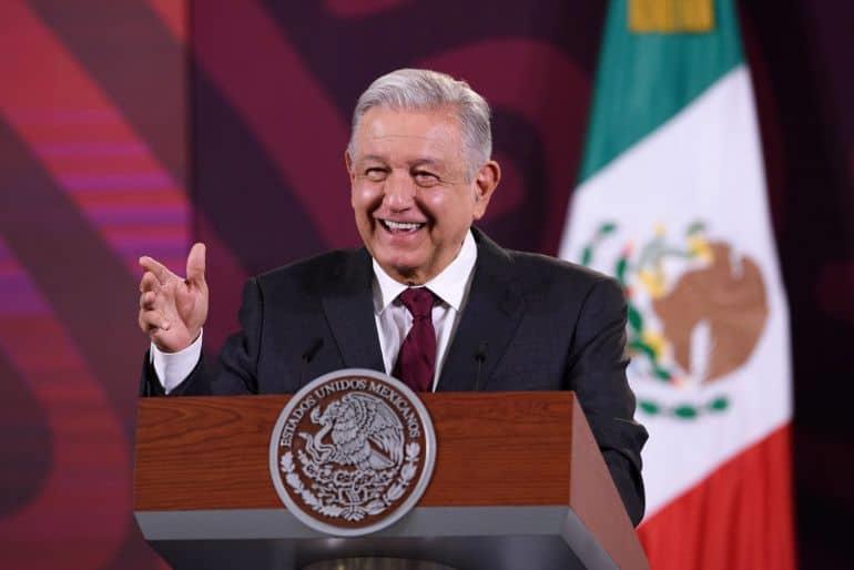 Solo fueron 10: AMLO desmiente el asesinato de 25 personas en Chiapas